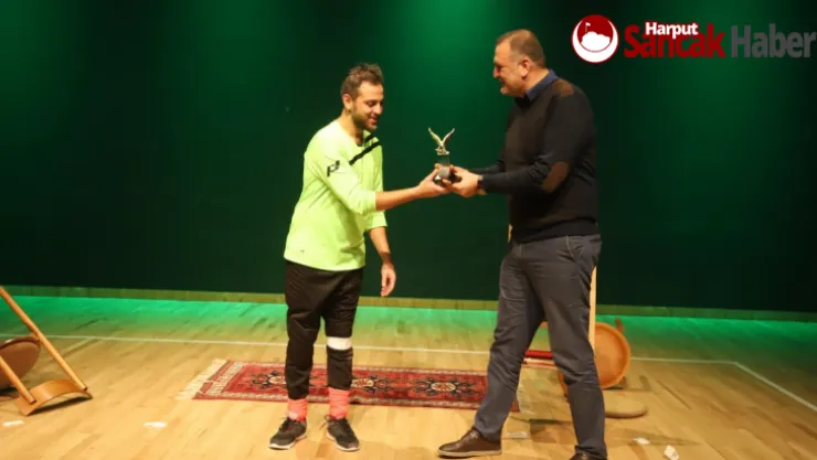 '12 Numaralı Adam' Kartallı Seyircisi ile Buluştu