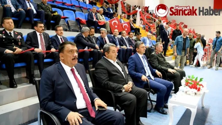 19 Mayıs Coşku İçerisinde Kutlanıyor