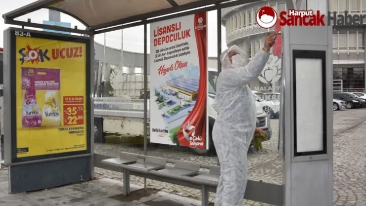 488 Otobüs Durağı ve 58 Trambüs İstasyonu Düzenli Olarak Temizleniyor
