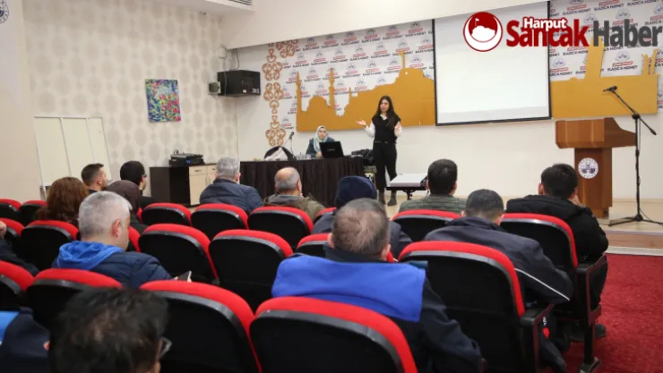 Elazığ Belediyesi'nden Personeline Seminer