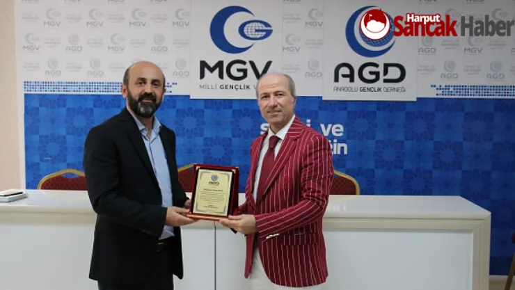 AGD'de Bayrak Değişimi