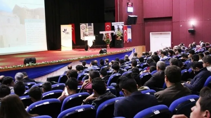 Ahmet Yesevi Ve Tasavvuf Anlayışı Konuşuldu