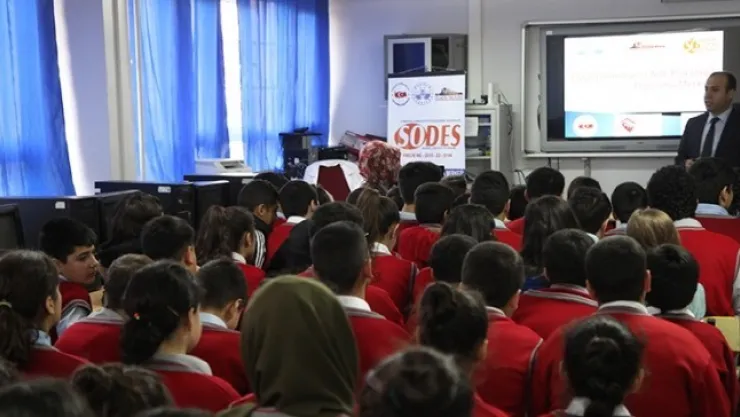 Aile Psikolojik Danışma Merkezi'nde Madde Bağımlılığı Semineri