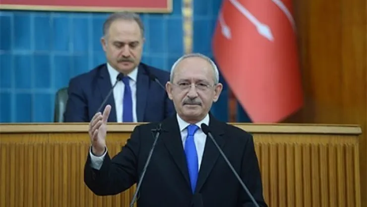 'AKP Müzik Kutusu Gibidir, Kim Parayı Atarsa Onun Müziğini Çalar'