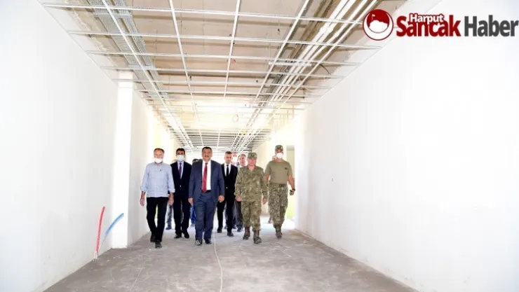 Altay Kışlası'nda Çalışmalarına Devam Ediyor