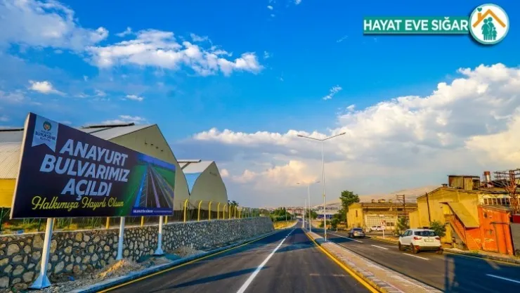 Anayurt Bulvarı Trafiğe Açıldı