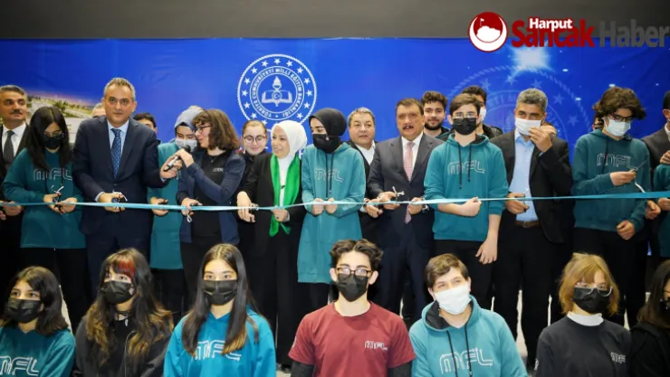 Bakan ÖZER Erman Ilıcak Fen Lisesi Açılışında