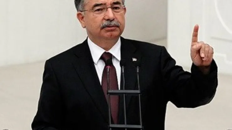 Bakan Yılmaz, Ataşehir´de öğretmenlerle bir araya geldi
