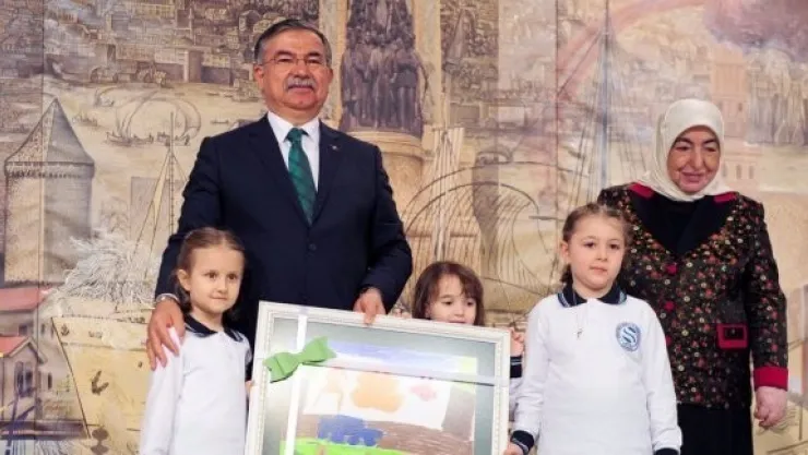 Başbakan Binali Yıldırım´ın eşi Semiha Yıldırım ile Bakan Yılmaz, 81 ilde 81 Anaokulu Projesi tanıtım törenine katıldı
