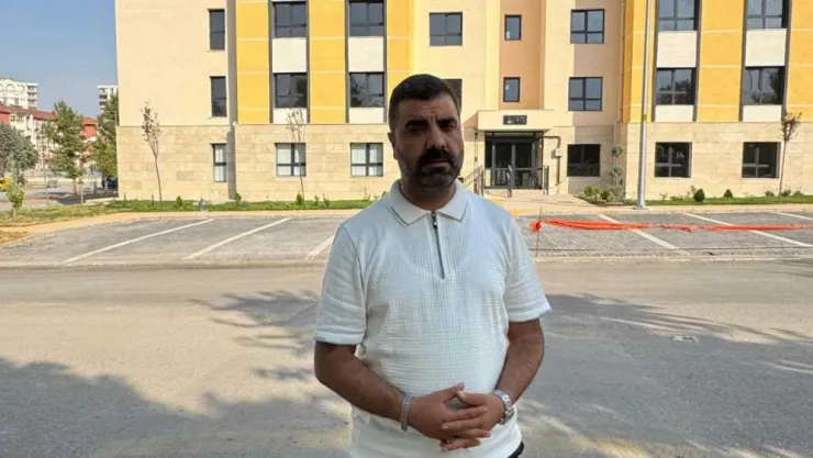 Başkan Akkaya: Anahtarı verdiniz, Konutlar Hazır, Vatandaş Niye Taşınamıyor