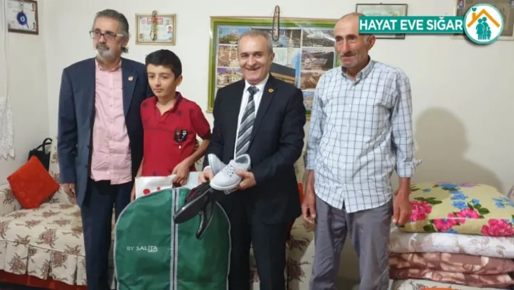 Başkan Dağ, Mehmet Durna'yı Unutmadı, Ödüllendirdi
