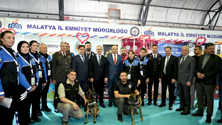 Başkan Er, 'İpekyolu Fuarı Şehrimizin Tanıtımı ve Kalkınması Açısından Önemli'