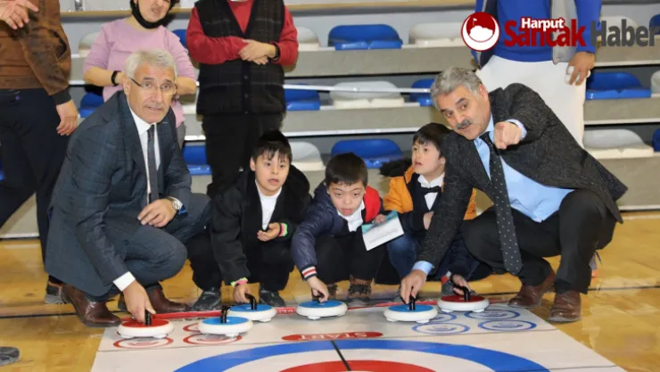 Başkan Güder'den Down Sendromlu Çocuklara Özel İlgi