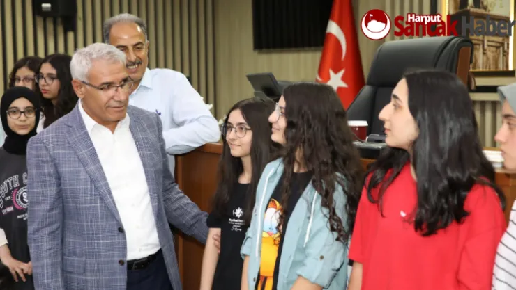 Başkan Güder'den LGS'de Dereceye Girenlere Ödül