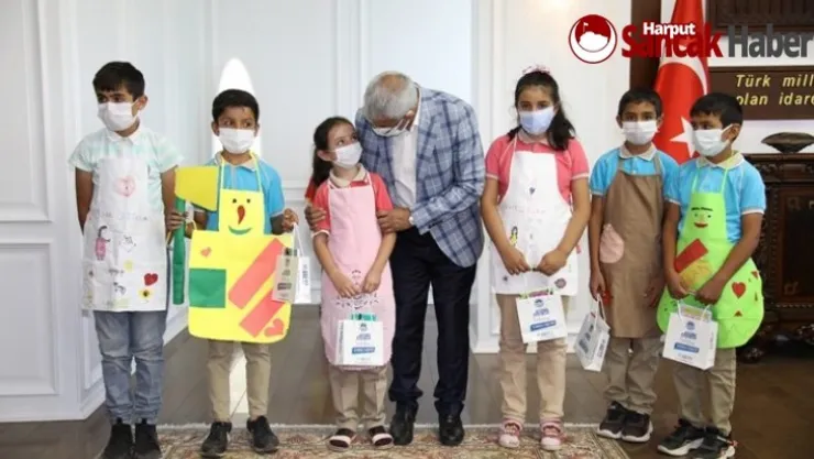 Başkan Güder, İlkokul Öğrencilerini Ağırladı