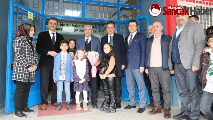 Başkan Güder, Öğrencilerin Karne Heyecanına Ortak Oldu