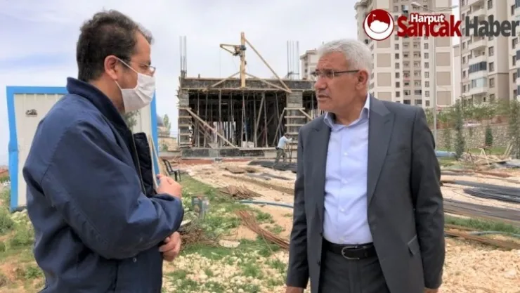 Başkan Güder, Semt Kütüphanesi'nin Çalışmalarını İnceledi