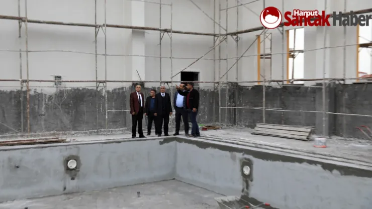 Başkan GÜDER, Yüzme Havuzunda İncelemelerde Bulundu