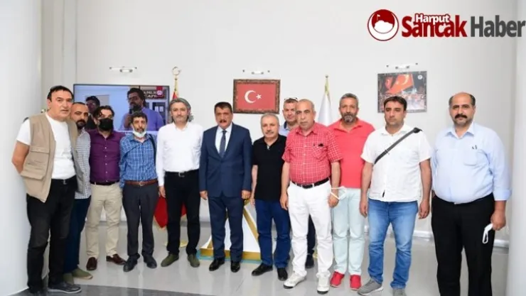 Başkan Gürkan, Büyükşehir Olarak Gazetecilerimizin Yanındayız