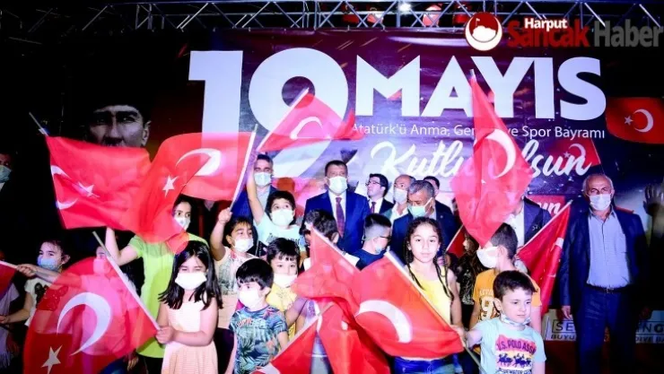 Başkan Gürkan, 'Gençlerimiz Cumhuriyetimizi Muasır Medeniyetlerin Üzerine Çıkaracaktır'