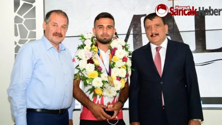Başkan Gürkan Sporcumuzun Başarısı Bizleri Gururlandırmıştır