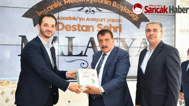Başkan Gürkan, UDEF Başkanı Doç. Dr. Akgül ve beraberindeki heyeti kabul etti