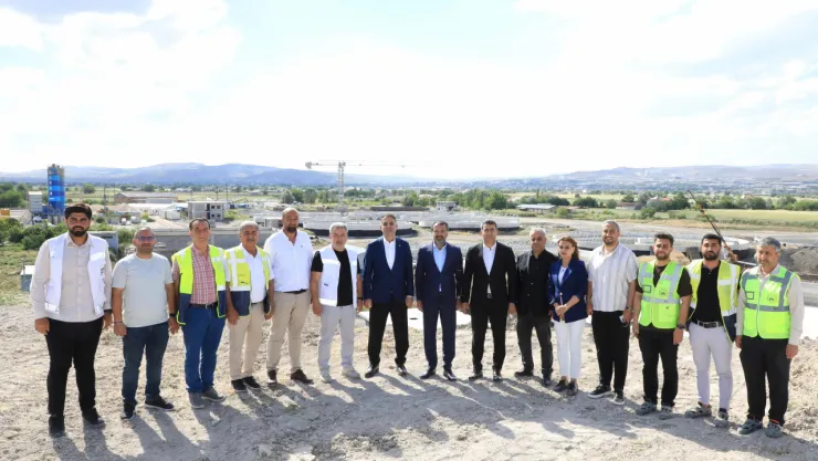 BAŞKAN ŞERİFOĞULLARI, İLERİ BİYOLOJİK ATIK SU ARITMA TESİSİ'NDE İNCELEMELERDE BULUNDU