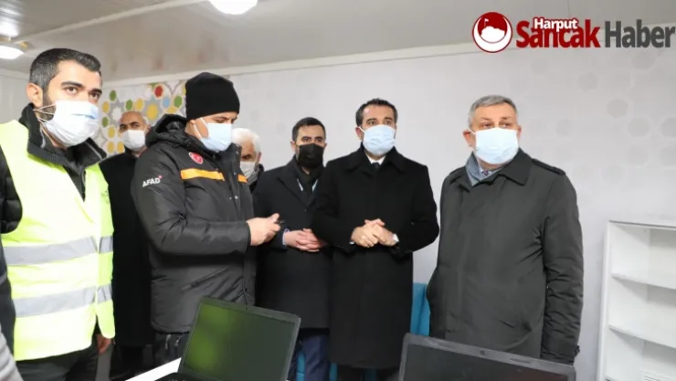 Başkan Şerifoğulları Konteyner Kent'te Vatandaşlarla Biraraya Geldi