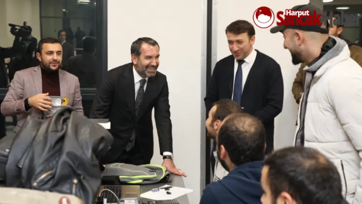 BAŞKAN ŞERİFOĞULLARI'NDAN ÜNİVERSİTE ÖĞRENCİLERİNE ZİYARET