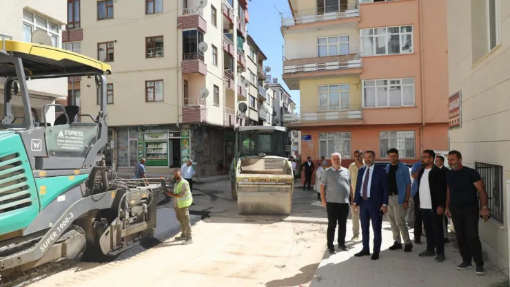BAŞKAN ŞERİFOĞULLARI, SAHA ÇALIŞMALARINI SÜRDÜRÜYOR