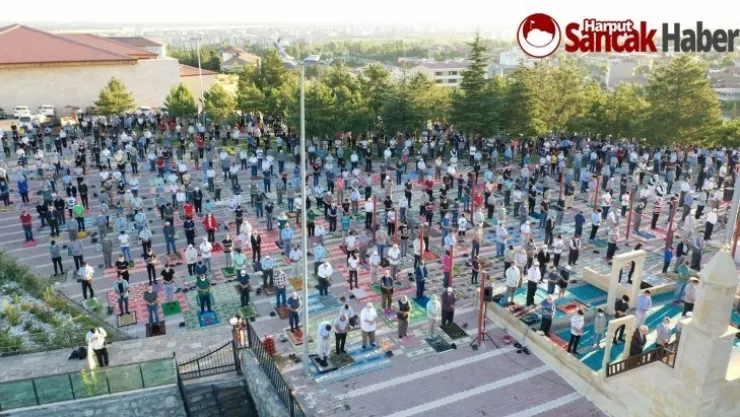 Bayramlarımız Manevi İklimiyle Dayanışma Ruhumuza Güç Katıyor