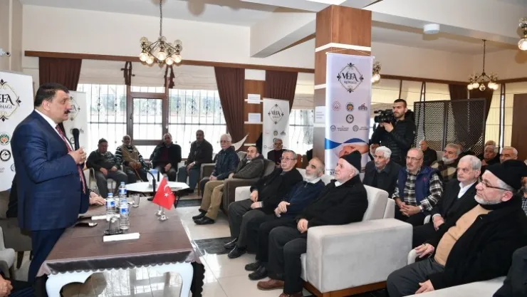 Büyükşehir Belediye Başkanı Gürkan, Vefa Konağını ziyaret etti.