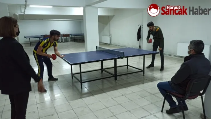 Büyükşehir Belediyesi'nde  Masa Tenisi Turnuvası Başladı