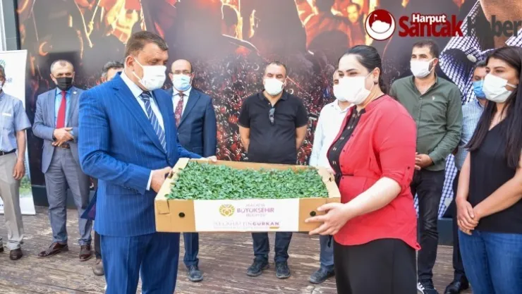Büyükşehir Belediyesinden Malatyalı Çiftçilere Destek