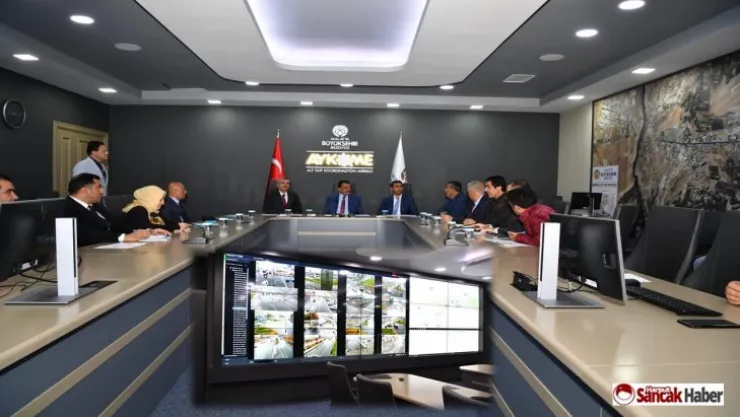 Büyükşehir karla mücadeleye hazır