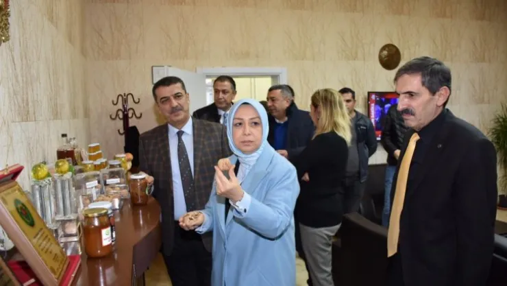 Çalık'tan Kayısı Araştırma Enstitüsü'ne ziyaret