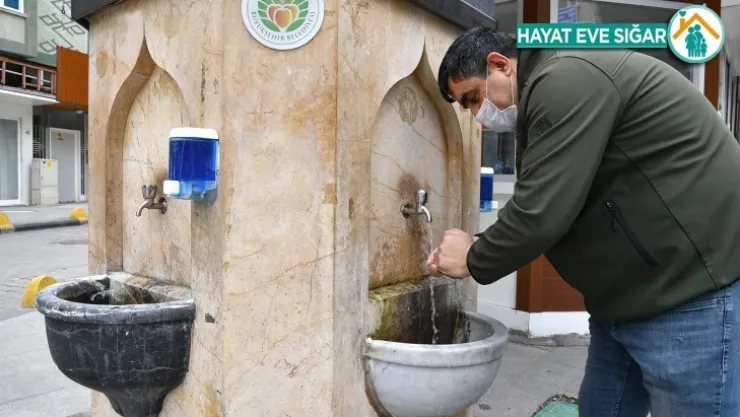 Çeşmelere Sıvı Sabunluk Monte Ediliyor