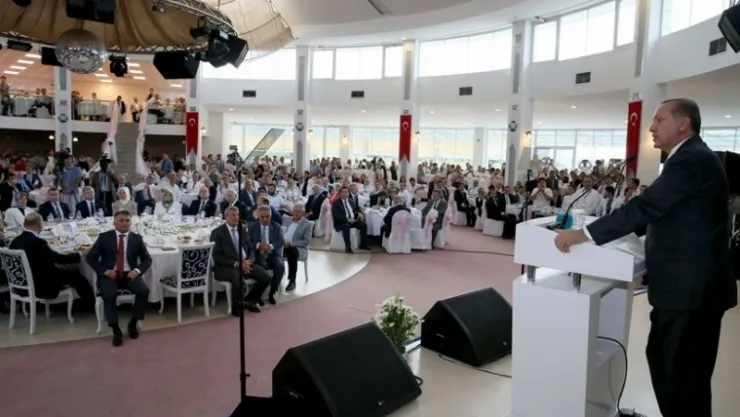 Cumhurbaşkanı Erdoğan, Rize'de STK Temsilcileri ile Bir Araya Geldi