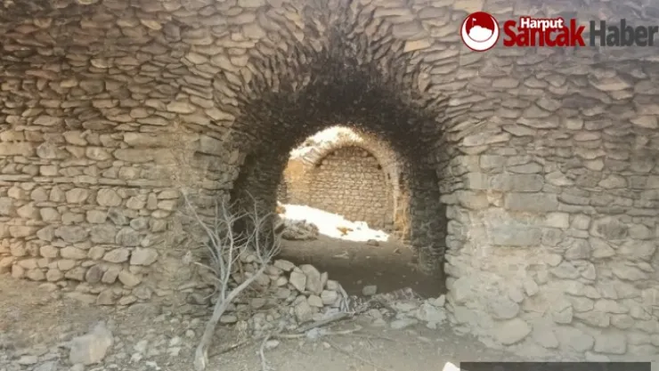 Demirkapı Han - Elazığ