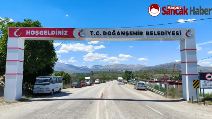 Doğanşehir'in giriş takı yenilendi