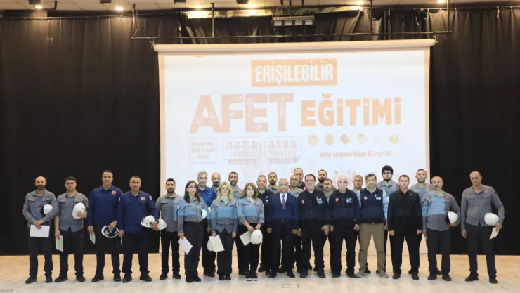 EĞİTİMLERİ BAŞARI İLE TAMAMLAYAN ELBAK'A BELGELERİ TAKDİM EDİLDİ