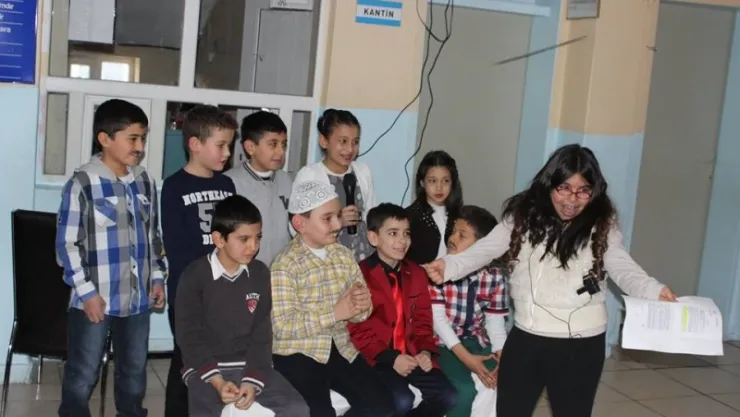Elazığ 24 KASIM İLKOKULU'NDA ''ÇOÇUK AİLE'NİN AYNASIDIR''