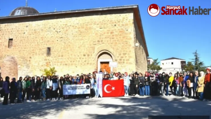 Elazığ'a İlk kez Gelen Öğrenciler Harput'u Gezdi