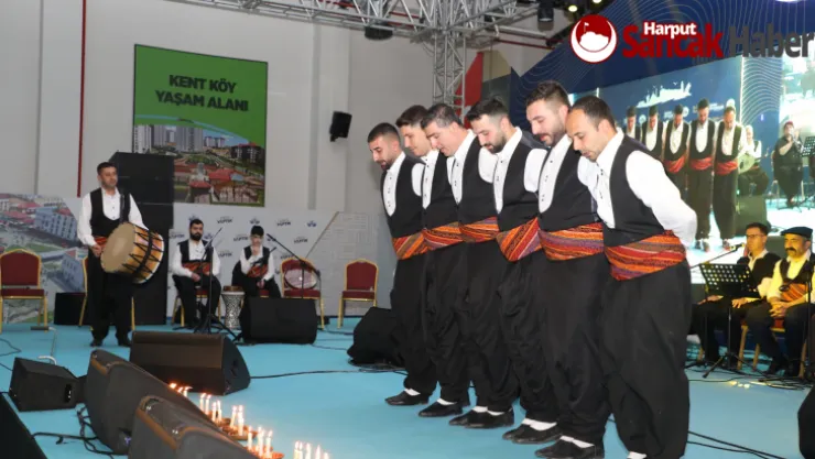 ELAZIĞ BELEDİYESİ GÖNÜLLÜ HALK KOROSU ELAZIĞLILARA MÜZİK ZİYAFETİ YAŞATTI