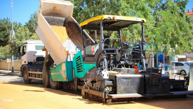 ELAZIĞ BELEDİYESİ, KENT GENELİNDEKİ ASFALTLAMA HAMLESİNİ SÜRDÜRÜYOR