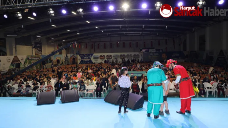 ELAZIĞ BELEDİYESİ RAMAZAN ETKİNLİKLERİNDE HACİVAT KARAGÖZ ORTA OYUNU SAHNE ALDI