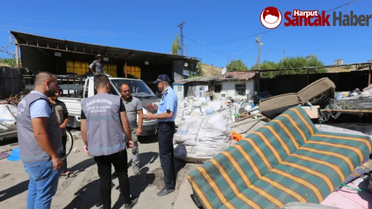 Elazığ Belediyesi Yelek ve Yaka Kartı Olmayan Hurda ve Atık Toplayıcılarına Yaptırım Uygulayacak