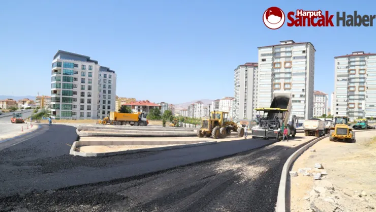 Elazığ Belediyesi Yol Çalışmalarını Sürdürüyor