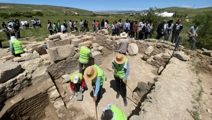 Elazığ'da Müzeler Haftası Çeşitli Etkinliklerle Kutlanıyor