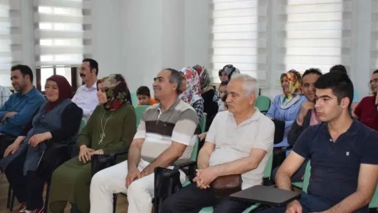 Kent Konseyi Malatyalı Şair ve Yazarları Tanıtmaya Devam Ediyor